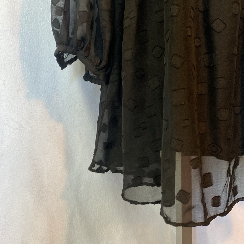 Mustard seed black long sleeve dress - Picture 3 of 7